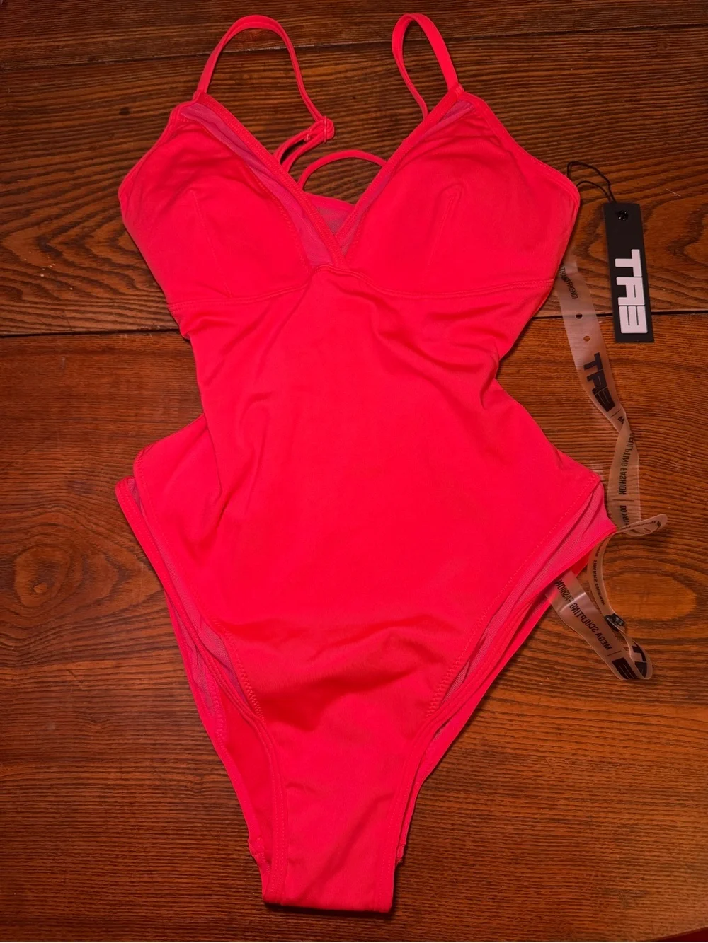 Ta3 Meshy- Hot Coral - XS Short